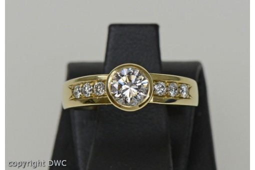 Ring 750 Gold mit Solitär Brillant Diamant 