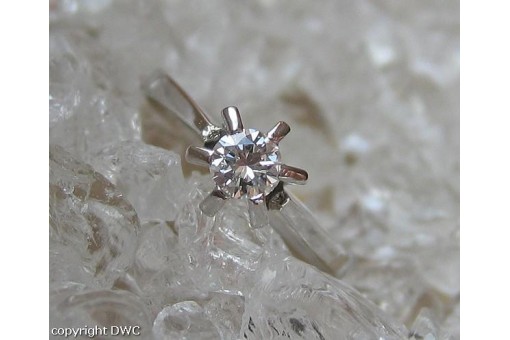 Ring mit Brillant Diamond Solitär aus 585 Weiss Gold Rg.55