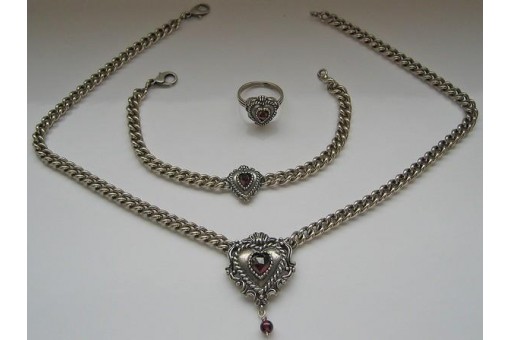 Tracht Schmuckset 5 tlg. in 835 Silber mit Granat Collier Armband Ring Ohrringe
