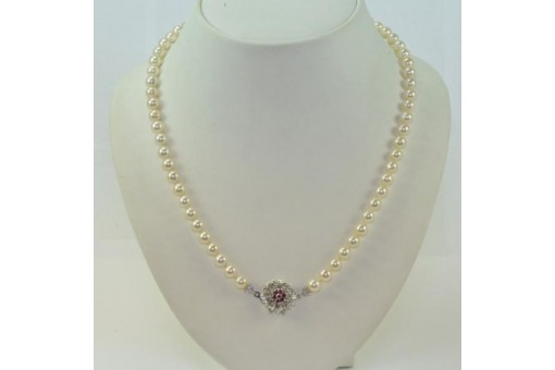 Perlen Collier mit Schließe in aus 14 Kt. 585 er Gold mit Rubinen Länge 55 cm