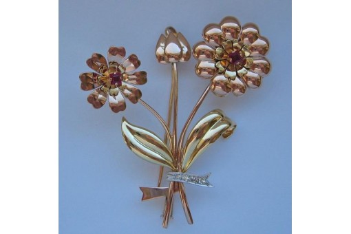 Nadel Brosche mit Rubin Diamanten Brillanten aus 750 er 18 kt Gold Blumen Blüte 