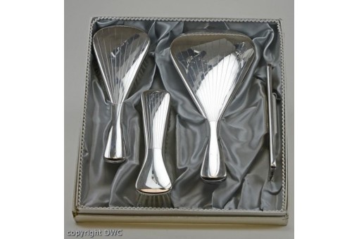 4 Teile Toilettenset in 925 er Silber Bürste Kamm Sterling Haarbürste Box Sets 