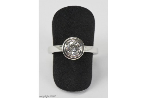 Ring  in 18 Kt 750 er Gold mit Brillant Diamant Solitär 55 Ringe Expertise