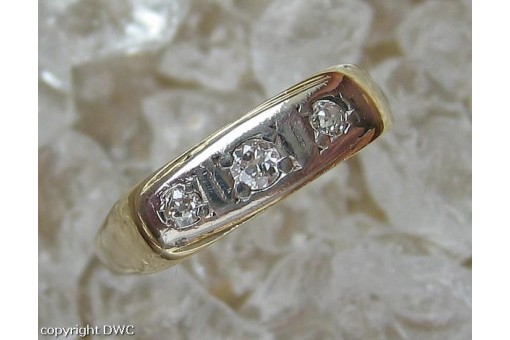 Ring mit Diamanten Altschliff antik in aus 8 Kt. 333 er Gold Grösse 56 top!