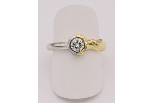 Ring mit Brillantsolitär Diamant 0,54 ct. in 18 Kt. 750 Gold Gr. 55