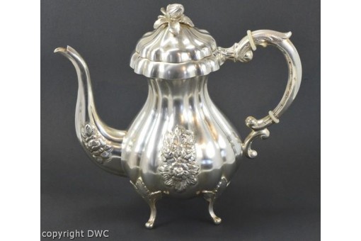 Kanne mit vier Füßchen 835 er Silber Jugendstil Kaffee Tee Mokka antik
