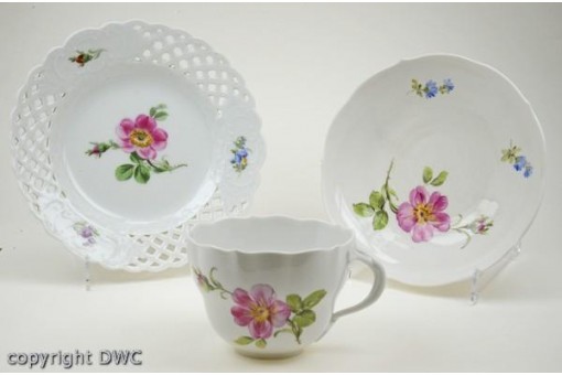 Kaffee Tee Gedeck Sammel Porzellan Meissen Feldblume durchbrochen Tasse Blumen 