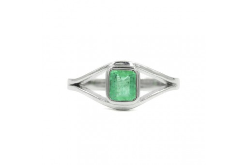 Ring mit kolumbianischem Smaragd Emerald 0,63 ct. in 18 Kt. 750 Gold Gr. 58