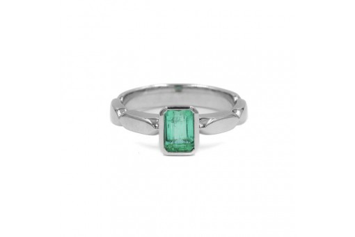 Ring mit kolumbianischem Smaragd Emerald 0,82 ct. in 18 Kt. 750 Gold Gr. 57