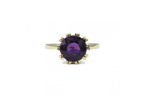 Ring mit Amethyst 2,2 ct. in 14 Kt. 585 Gelbgold Gr. 52