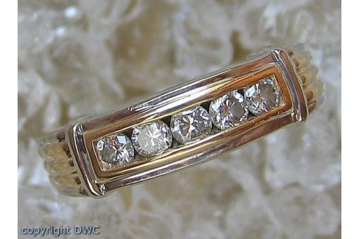 Ring in aus 14 Kt 585 er Gold mit Brillant Brillanten Diamanten 55 top