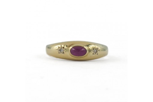 Ring Bandring mit Rubin und 2 Diamanten in 8 Kt. 333 Gelbgold Gr. 54