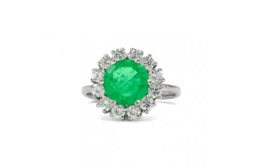 Ring mit Smaragd 1,6 ct. und 12 Brillanten 0,72 ct. in 18 Kt. 750 Gold Gr. 52