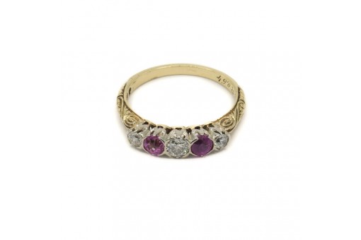 Ring mit Rubinen und Brillanten in 14 Kt. 585 Gelbgold antik Gr. 54 Sammlerstück
