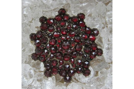 Granatbrosche Nadel Brosche mit Granat Granate antik Sammlerstück