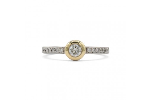 Ring mit 15 Brillanten 0,50 ct. in 14 Kt. 585 Gold Gr. 56