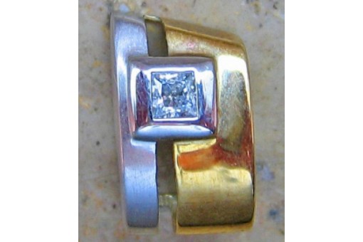 Anh&auml;nger f&uuml;r Ketten mit Kristall Kristallsteine in Gold Handarbeit antik