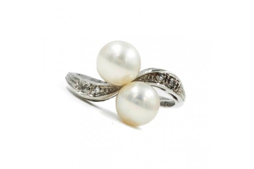 Ring mit Perlen und 4 Diamanten 0,04 ct in 18 Kt. 750 Wei&szlig; gold 54