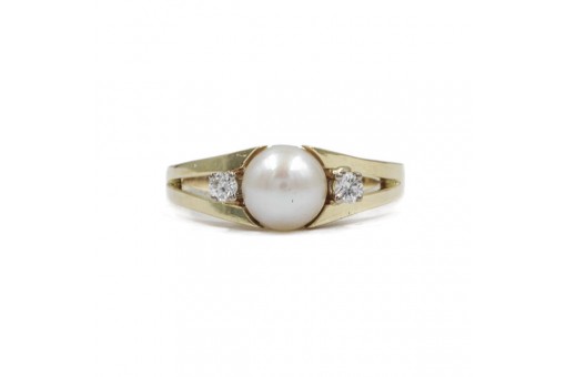Ring mit Perle und 2 Brillanten Diamanten 0,10 ct. in 14 Kt 585 Gold 54