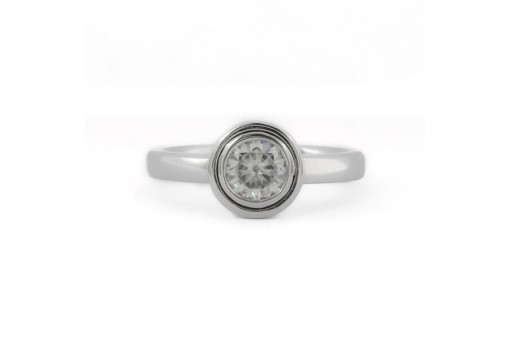 Ring  in 18 Kt. 750 er Gold mit Brillant Diamant Solit&auml;r 55 Ringe Expertise top!