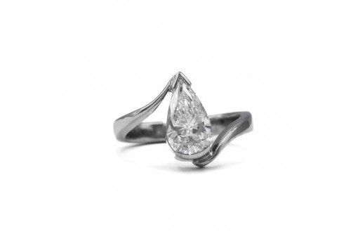Ring mit Diamant Tropfen pear Solit&auml;r 2,02 ct in 18 Kt 750 Gold HRD 57
