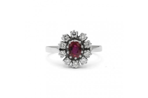 Ring mit Rubin und 10 Brillanten 0,60 ct. in 18 Kt. 750 Gold Gr. 57