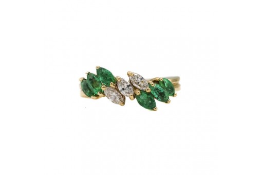 Ring mit 6 Smaragden und 3 Diamanten in 18 Kt. 750 Gelbgold Gr. 53