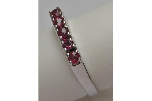 Ring mit Rubine Rubin in aus 14 Kt 585 er Gold Gr&ouml;sse 57 Edel!