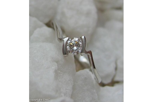 Ring mit Brillant Solit&auml;r Diamant Brillanten in 900 er Platin 48